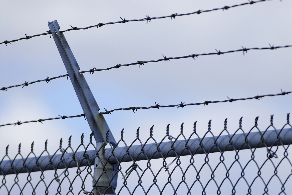 「prison fence」の画像検索結果