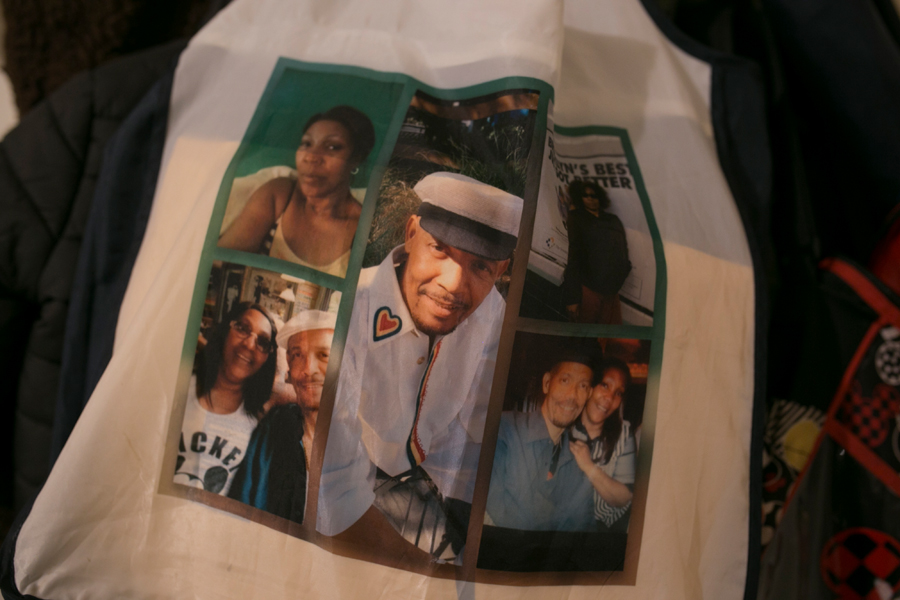 Tote bag with photos of man and woman.